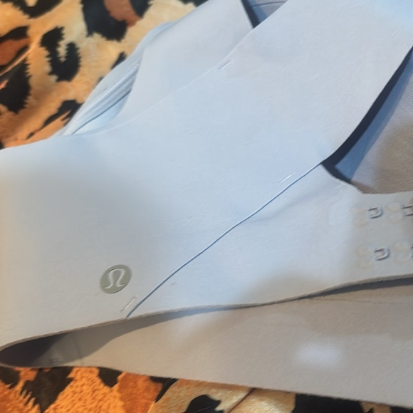 Lululemon Athletica Women's Sports Bra - Picture 5 of 5